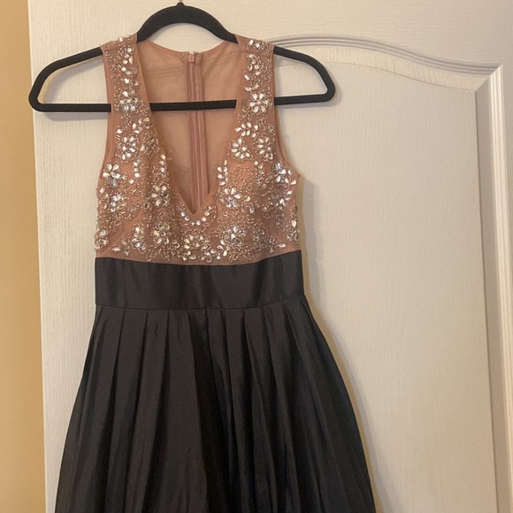 Betsy & Adam Size 2 Black and Mesh Crystal Top Long Dress - Picture 3 of 7